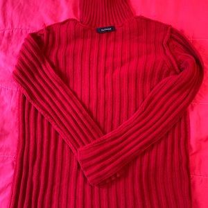 Red Medium The Limited Turtle Neck Ling Sleeved Sweater